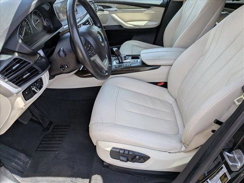 Used 2015 BMW X5 xDrive35d AWD/4WD image 16