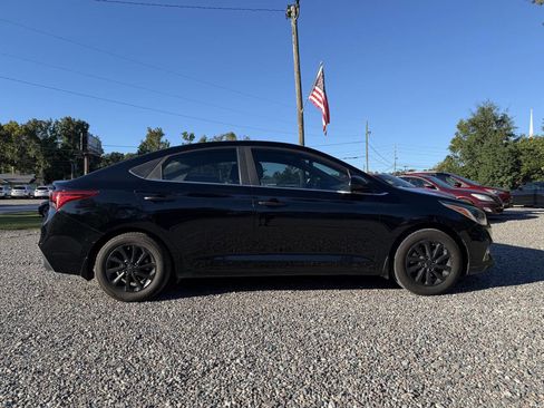 Used 2019 Hyundai Accent SEL image 4