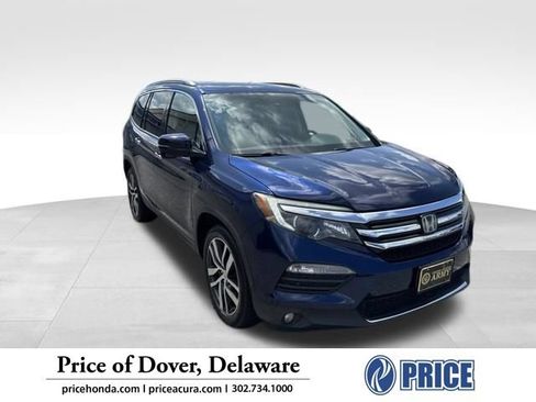 Used 2016 Honda Pilot Touring image 1