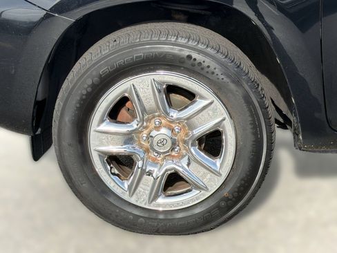 Used 2011 Toyota RAV4 4WD w/ Base L4 Extra Value Pkg image 12