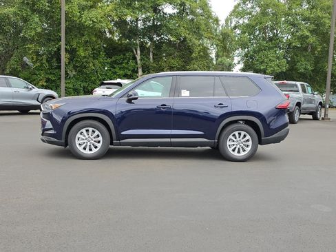New 2026 Toyota Grand Highlander AWD Hybrid image 6