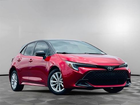Used 2023 Toyota Corolla SE FWD image 1