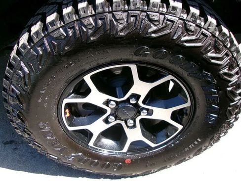 Used 2020 Jeep Wrangler Unlimited Rubicon w/ LED Lighting Group AWD/4WD image 7
