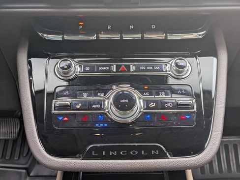Used 2020 Lincoln Corsair Reserve w/ Appearance Package AWD/4WD image 20