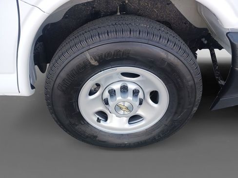 New 2025 Chevrolet Express 3500 Extended w/ Driver Convenience Package image 16