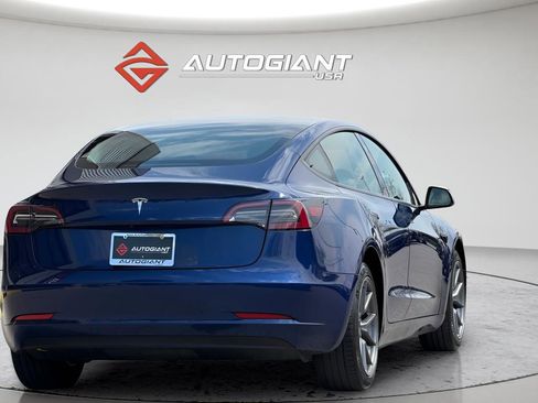 Used 2023 Tesla Model 3 Standard Range image 11