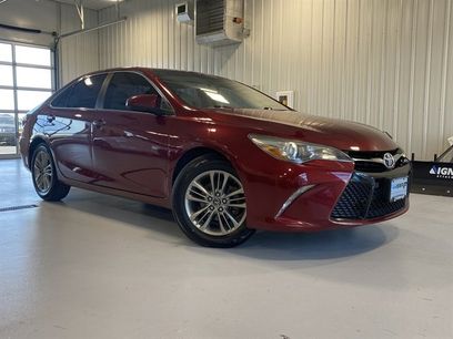 Used 2017 Toyota Camry SE w/ Moonroof Package
