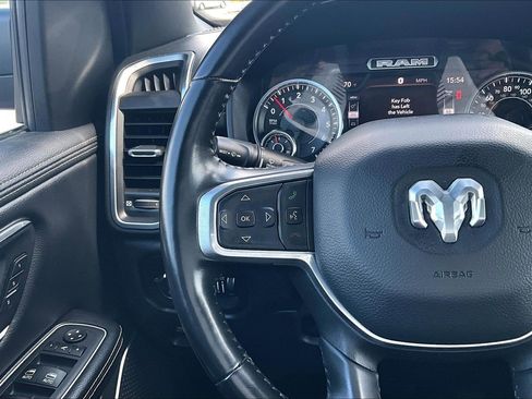 Used 2022 RAM 1500 Laramie w/ Sport Appearance Package AWD/4WD image 12