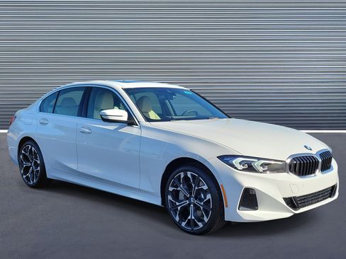 New 2026 BMW 330i Sedan w/ Premium Package RWD image 2