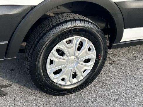 Used 2023 Ford Transit 350 XLT image 13