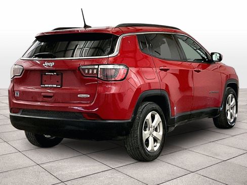 Used 2019 Jeep Compass Latitude w/ Popular Equipment Group FWD image 11
