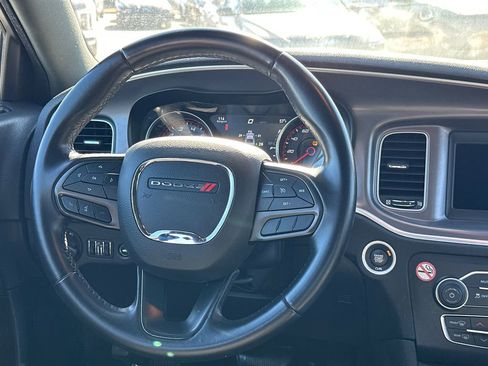 Used 2022 Dodge Charger SXT image 23