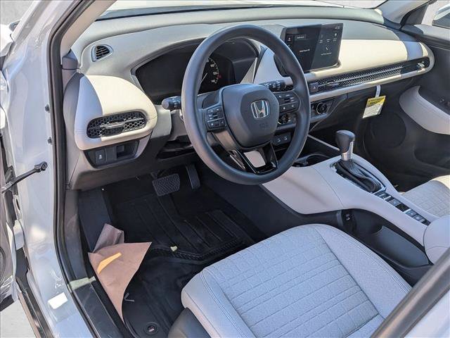 Used 2027 Honda HR-V LX image 3