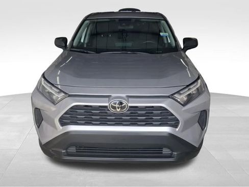 Used 2023 Toyota RAV4 LE image 8
