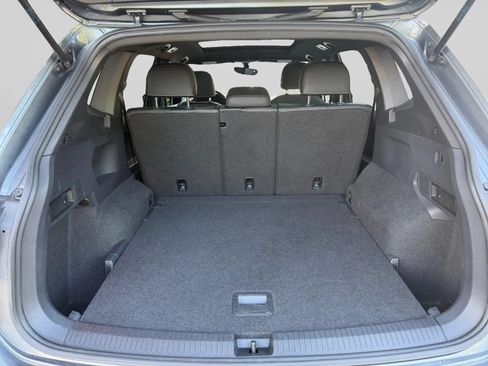 Used 2021 Volkswagen Tiguan SE R-Line AWD/4WD image 27