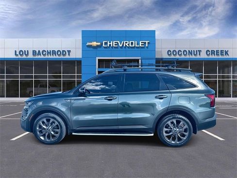 Used 2021 Kia Sorento EX w/ EX AWD X-Line Package image 5