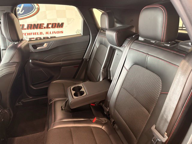 Used 2025 Ford Escape ST-Line FWD image 16