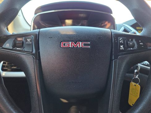 Used 2012 GMC Terrain SLE FWD image 16