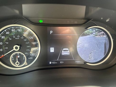 Certified 2026 Genesis G70 2.5T Prestige AWD/4WD image 13