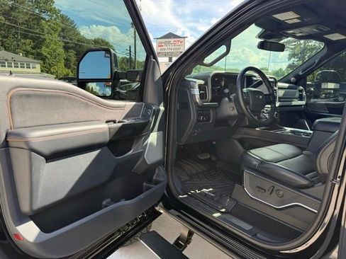Used 2024 Ford F250 Platinum AWD/4WD image 20