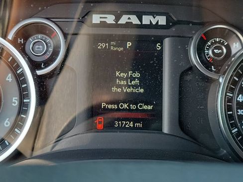 Used 2022 RAM 1500 Big Horn RWD image 13