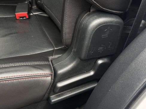 Used 2018 Ford Explorer Sport image 38