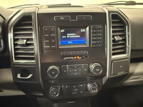 Used 2016 Ford F150 XLT image 30