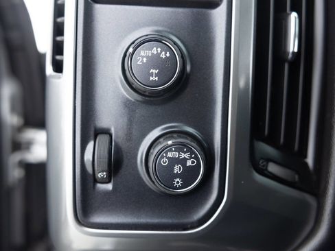 Used 2017 Chevrolet Silverado 1500 LT w/ All Star Edition image 40