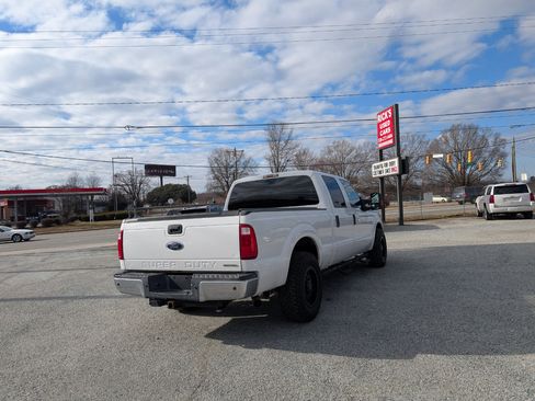 Used 2015 Ford F250 XLT w/ XLT Value Package image 7