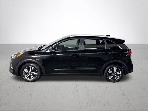 Used 2020 Kia Niro LXS FWD image 10
