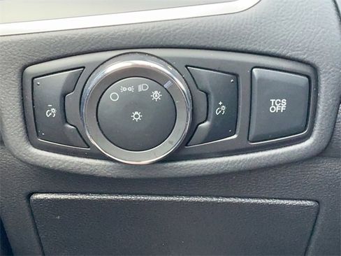 Used 2024 Ford Edge SEL image 27