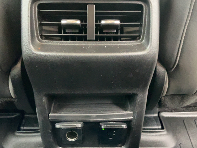 Used 2018 Ford Edge SEL w/ Equipment Group 201A FWD image 18