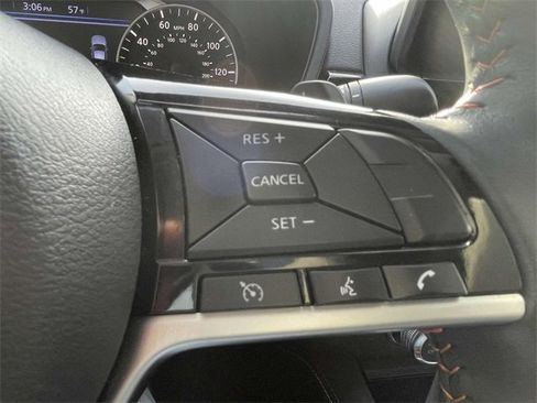 Used 2023 Nissan Altima 2.5 SR w/ SR Premium Package image 24