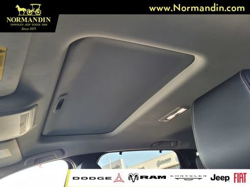 Used 2025 MAZDA CX-70 3.3 Turbo w/ Preferred Package AWD/4WD image 17