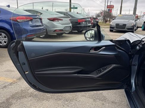 Used 2016 MAZDA MX-5 Miata Grand Touring image 12