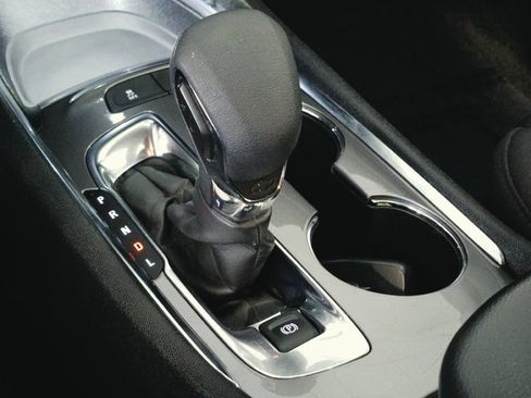 Certified 2025 Chevrolet Malibu LT FWD image 27