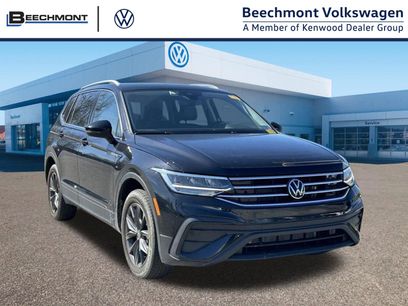 Certified 2023 Volkswagen Tiguan SE w/ Panoramic Sunroof Package