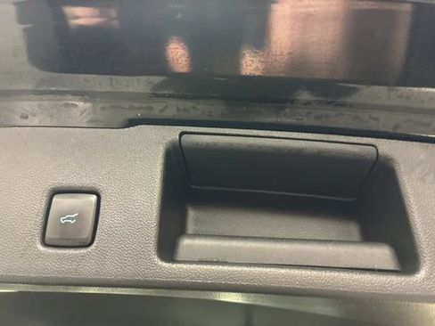 Used 2023 Ford Escape Active AWD/4WD image 17