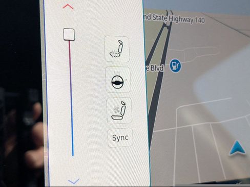 New 2025 Jeep Compass Limited w/ High Altitude Package image 24