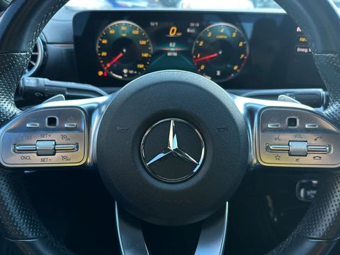 Used 2022 Mercedes-Benz CLA 250 CLA 250 image 24