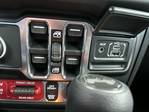 New 2026 Jeep Wrangler Rubicon image 32