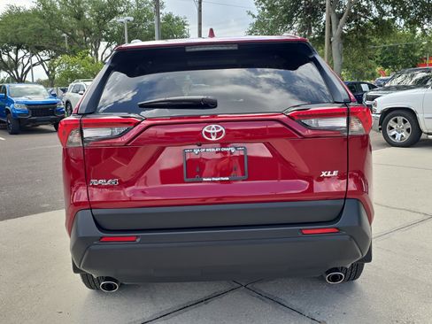 Used 2025 Toyota RAV4 XLE w/ Convenience Package FWD image 7
