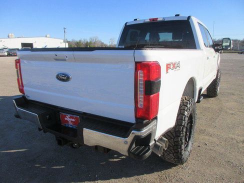 New 2026 Ford F250 XLT w/ XLT Premium Package image 4
