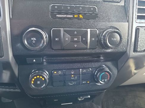 Used 2017 Ford F150 XLT RWD image 16