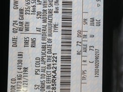 Used 2024 Ford Transit 350 XLT image 18