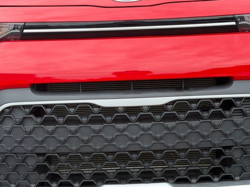 Certified 2021 Kia Soul LX FWD image 40