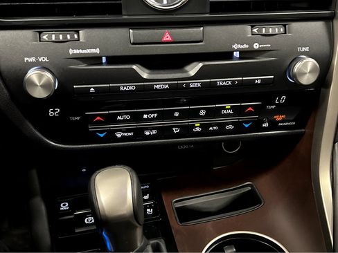 Certified 2022 Lexus RX 350 AWD w/ Premium Package image 17