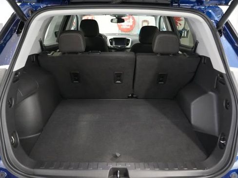 Used 2023 GMC Terrain SLE w/ Driver Convenience Package AWD/4WD image 9