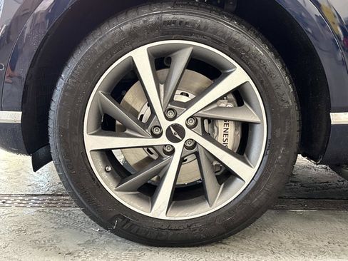 New 2026 Genesis GV80 2.5T Advanced image 9