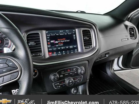 Used 2020 Dodge Charger Scat Pack RWD image 12